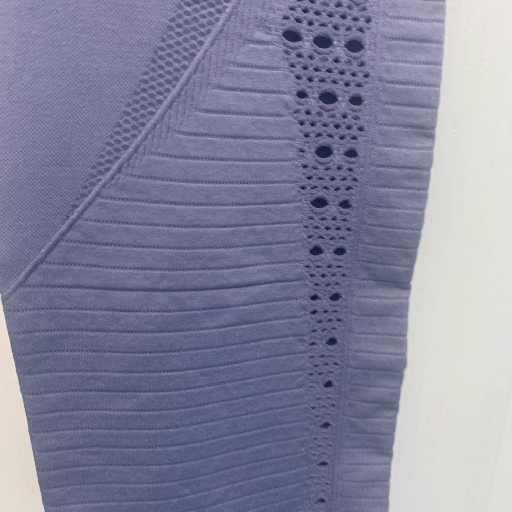 Gymshark Compression Leggings & Matching Bra Set … - image 7